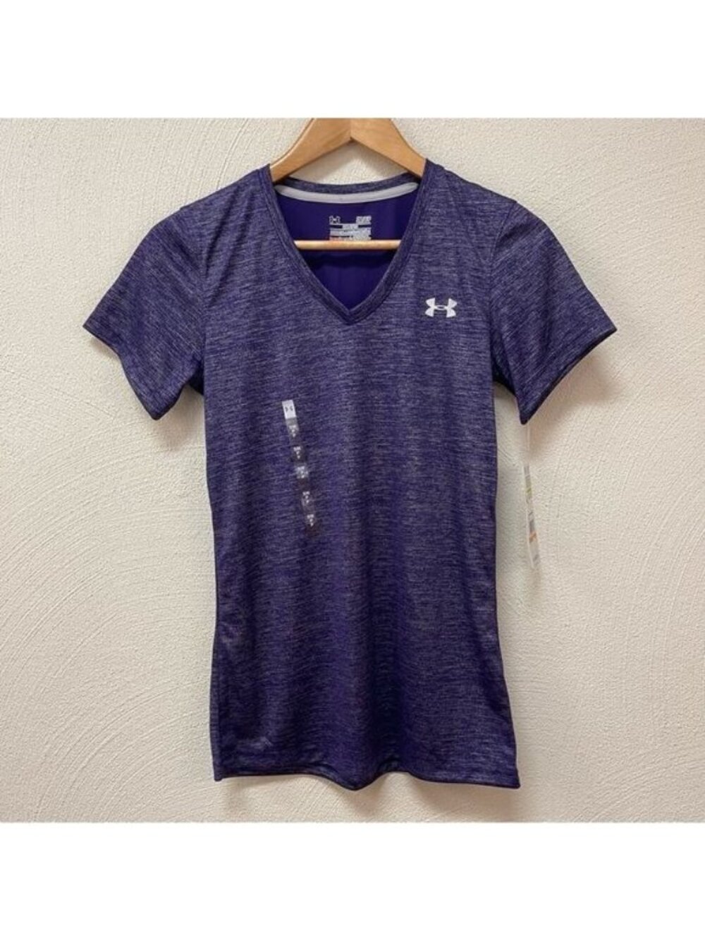 NWT Under Armour Heatgear Purple Short Sleeve Athletic Top Sz S/P